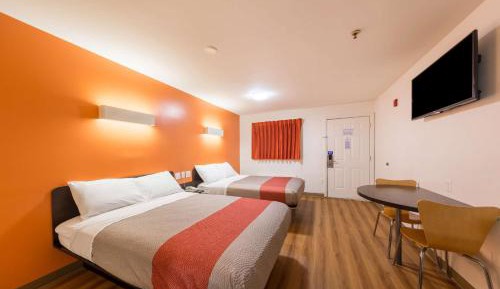 Deluxe Quadruple Room - Non-Smoking