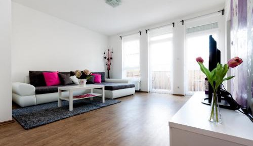 Superior 3 Bedroom Penthouse 