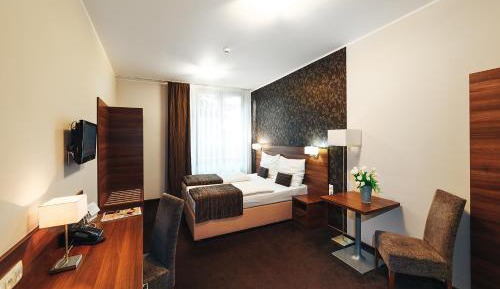 Comfort Double or Twin Room with Air-Conditioning - Annex