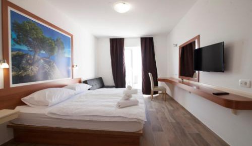 Superior Double Room with Balcony