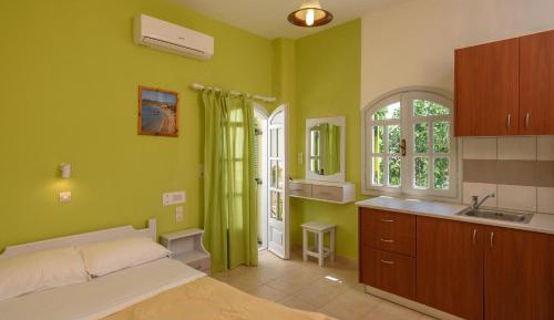 Double Room with Balcony and Sea View