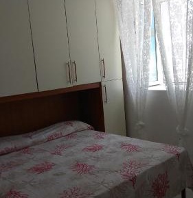 One-Bedroom Apartment with Sea View