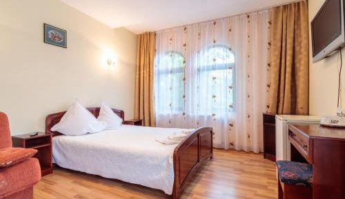 Triple Room with Balcony