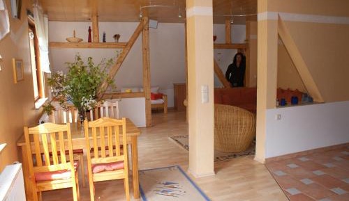 Apartment with Shared Balcony 