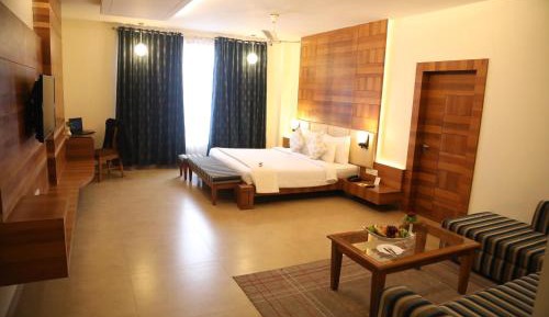 Deluxe King Room