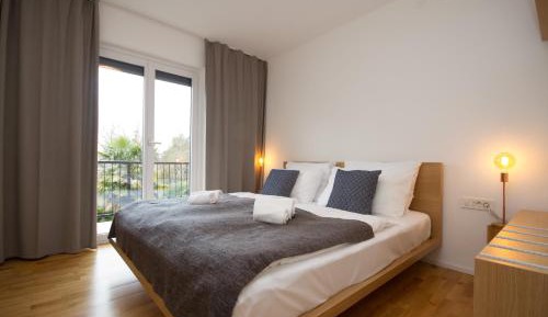 Comfort One-Bedroom Apartment with Balcony