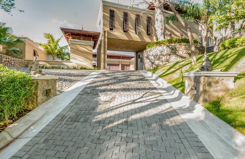 Papagayo Villa | Villa Manzu