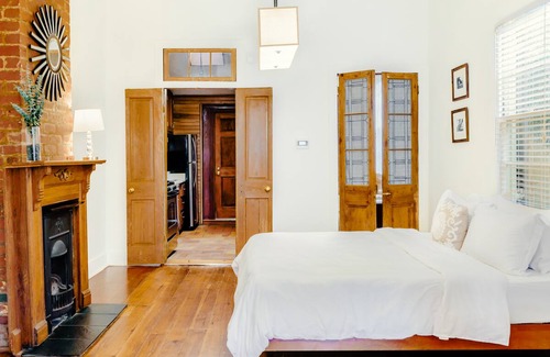 East Riverside Apartment | Creole Cottage Apartment with Historic Charm