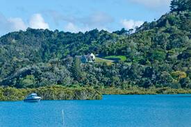 Mahurangi West House | Waiwera Retreat - House Only (15 acres)