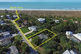 Tradewinds House | JAMAICA BUNGALOW EAST