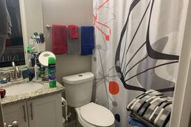 Welby House | Travel Nurses Wanted. Entire House or Room.