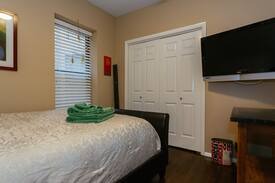 Uptown Apartment | Uptown Gem-Private Room & Bathroom-Free Parking