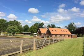 Stanton House | Large ground level room, ensuite disabled access