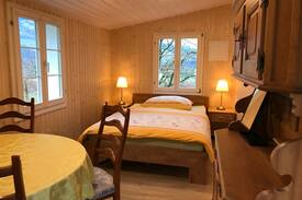 Arth House | Romantisches Bienenhaus im Grünen