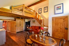 Neureichenau Apartment | Hofatelier Menacher / Höpflhof, Die Kunstgalerie