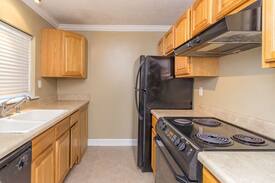 South Riverside Apartment | San Marco village condo!