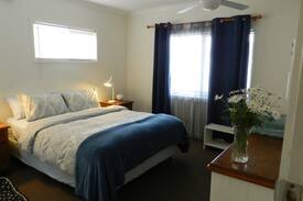 Tugun Apartment | “Tugun Pause” #pet friendly near beach!