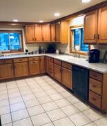 Ripon House | Ripon Home 4br/2br with Indoor Pool