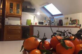 Helmet House | Great Duplex Room,Lounge,Kitchen