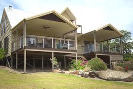 Possum Brush Villa | Blue Wren Chalet for Peace and Adventure