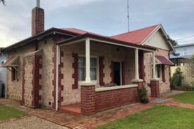 Port Elliot Cabin | Tea Tree Cottage - Heart of Port Elliot
