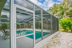 Sarasota Springs House | Modern! Spacious 3 bedroom Vacation Rental Home