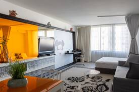 West Avenue Apartment | LUXURIOUS SOUTH BEACH HOTEL ROOM