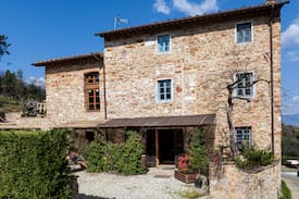 San Lorenzo a Vaccoli Villa | Villa Checco rustic charm near Lucca with pool