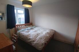 Great Linford House | Double room with private bathroom and parking.