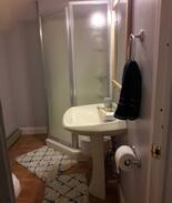 Niagara Falls House | Niagara Falls, NY -USA- Serene Home away from Home