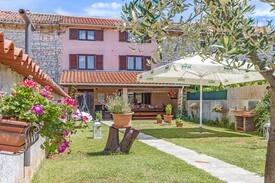 Orihi House | Holiday house in village Orihi