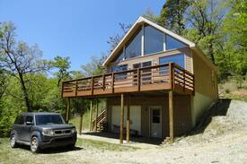Garfield Cabin | WINDING TRAILS CABIN -Secluded Beaver Lake Cabin