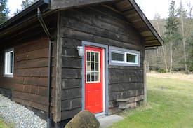 Galiano Other | Cozy South End Room - Galiano Island