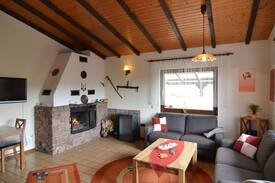 Großropperhausen House | Attractive Holiday Home in Frielendorf with Fenced Garden