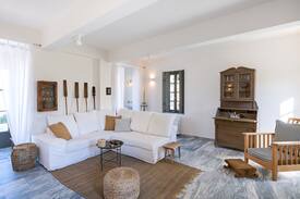Oia House | CAPTAIN'S HOUSE IN THE HEART OF OIA