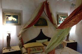 Lanciole House | The Priory, lovely romantic cottage