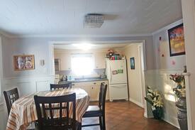 Kirkfield Cabin | Lakefront 4 BR Relaxing Cottage In Kirkfield