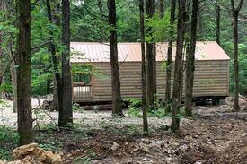 Eminence Cabin | Deadwood Acres Hideaway