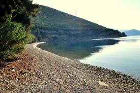 Marathias House | Fokiotripa (lovely villa on an enchanting beach)