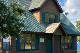 Valley Head Cabin | Cupid's Stairway to Heaven on Lookout Mountain