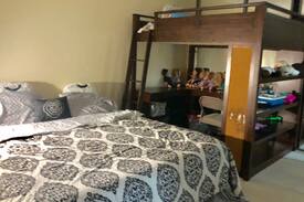 Greenacres House | Private Bedroom and Bathroom in Townhouse