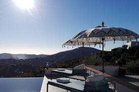 Competa Apartment | HEATED Infinity Pool, 2 ThinkersINN Hot Bubble Spa