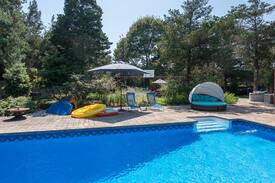 Westhampton House | New Listing: Family-Friendly Westhampton House, 2 Mi. to Town, Hot Tub, Private Pool, Grassy Lawn