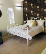 Tewantin House | Dog Friendly - Peace, Nature, Nurture 2bdm Noosa