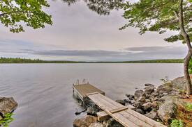 Cooper Cabin | Waterfront Solar-Powered Cottage on Cathance Lake!