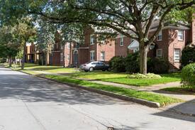 Melrose House | The Oasis, Near SUNY Albany & Saint Rose