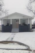 Salem House | Charming Bungalow in Southern Illinois!