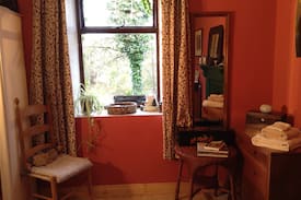 Glenties Cabin | Lough Anna Cottage, Donegal