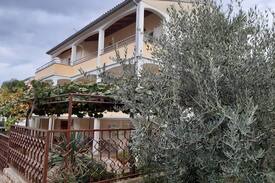 Gulici Apartment | Apartments Ritosa Spadici beach area / A2 Studio Ritosa C in green beach area