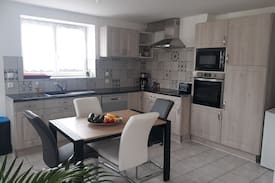 Monceaux-en-Bessin House | Au Dom'icile, maison agréable à vivre !!